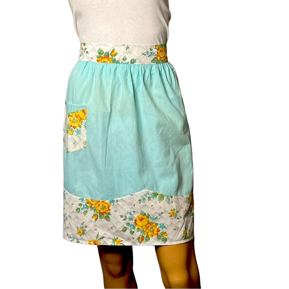 Cute Summery Lovingly Used Vintage Apron